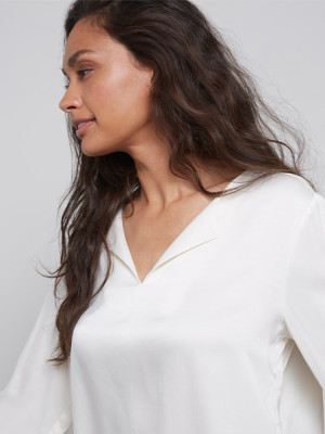 magasin de lingerie salon de provence-soutien-gorge bouches du rhone-lingerie pour hommes istres-carnets christian lacroix miramas-lingerie grande taille salon de provence defile de mode miss paca