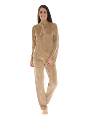 magasin de lingerie salon de provence-soutien-gorge bouches du rhone-lingerie pour hommes istres-carnets christian lacroix miramas-lingerie grande taille salon de provence defile de mode miss paca